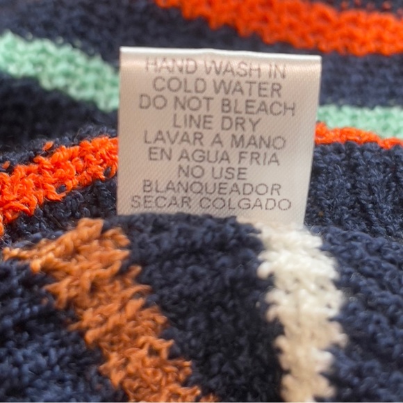 Entro Stripped V-Neck Breathable Sweater Tank NWT Large - Picture 8 of 8